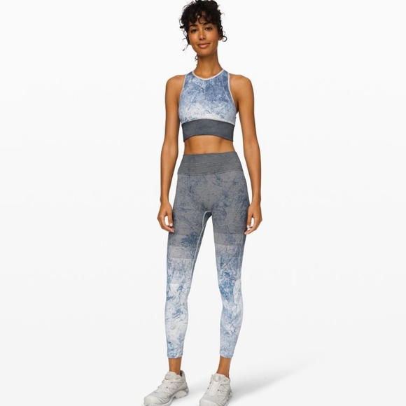 Lululemon Ebb to Street Bra * Wash - 4 - Picture 2 of 11